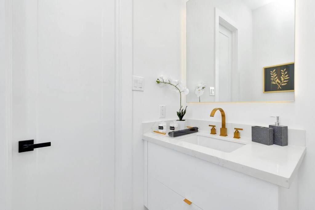 Ferienhaus The Spot! Downtown Skyline Views! Sleeps 12 Houston